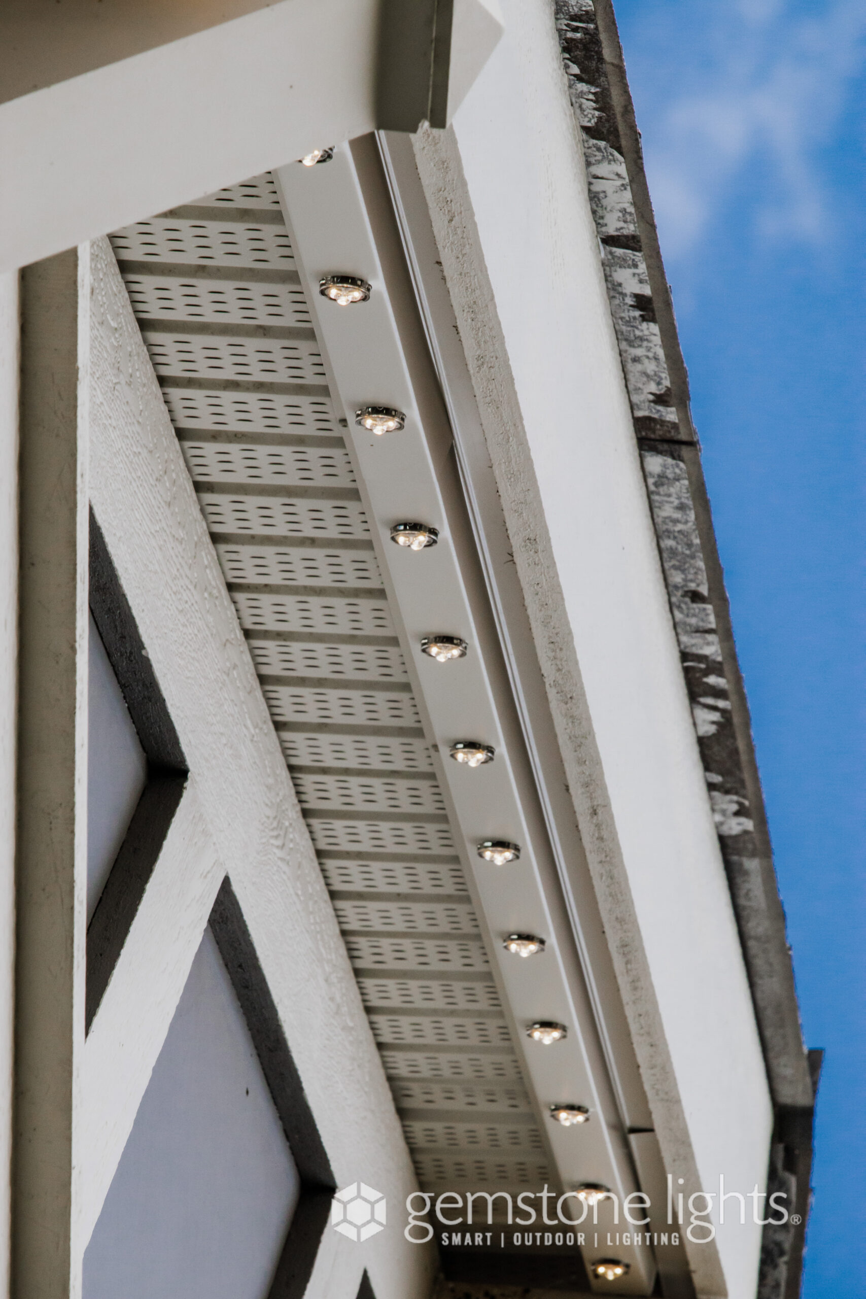 TrackLightingDayTime_20230222_001